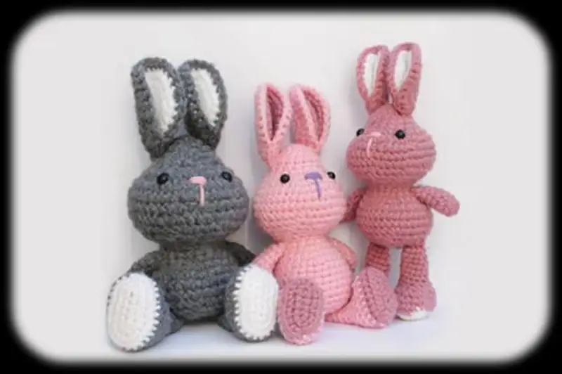 Free crochet pattern: Rabbit Amigurumi Pattern - Intermediate level tutorial