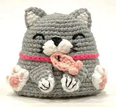 Reversible Cat Amigurumi Pattern step 2 - assembly progress