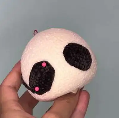 Panda Amigurumi Pattern step 3 - details and accessories