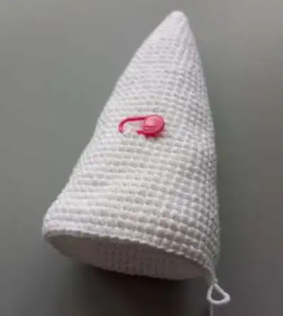 Cow Stacking Toy Amigurumi Pattern step 2 - assembly progress