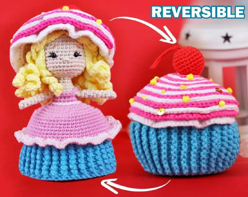 Free Intermediate crochet pattern: Reversible Muffin Toy Amigurumi Pattern - Easy to follow tutorial
