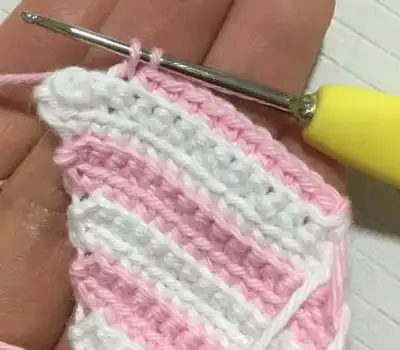 The Nutcracker Amigurumi Pattern step 3 - details and accessories