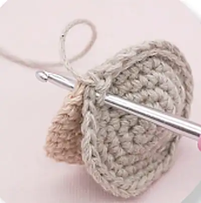 Noel the Christmas Mouse Amigurumi Pattern step 3 - details and accessories