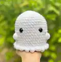 No Sew Ghosts Wearing Hats Amigurumi Pattern step 4 - final assembly and finishing