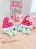 Wendi the Watermelon Amigurumi Pattern step 1 - construction progress