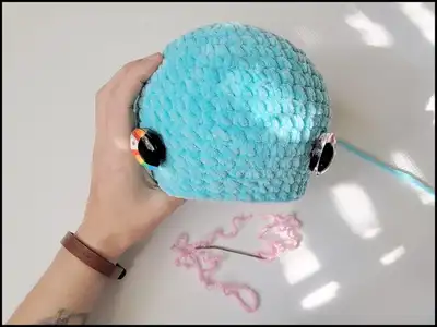 Blue the Dumbo Octopus Amigurumi Pattern step 3 - details and accessories