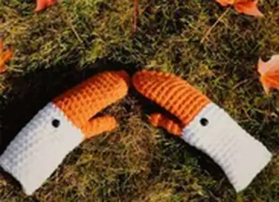 Goose Mittens Pattern step 1 - construction progress