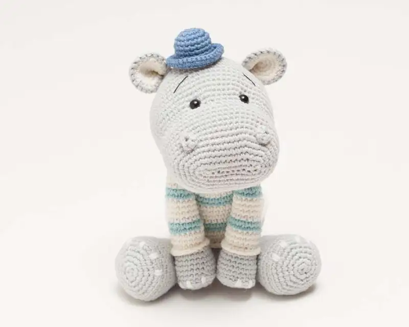 Free Intermediate crochet pattern: Bepo the little hippo Amigurumi Pattern - Easy to follow tutorial