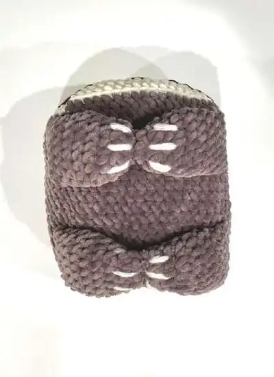 Giant Sloth Amigurumi Pattern step 2 - assembly progress
