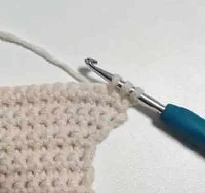 Toastie Bread Bag Amigurumi Pattern step 4 - final assembly and finishing