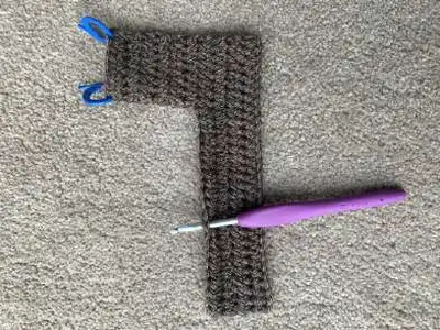 Squirrel & Hollow Log House Amigurumi Pattern step 2 - assembly progress