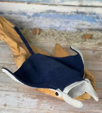 Jacque the Manta Ray Amigurumi Pattern step 1 - construction progress
