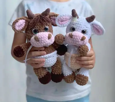 Baby cow and Baby bull Amigurumi Pattern step 1 - construction progress