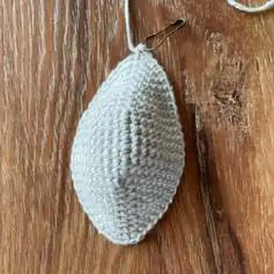 Jacque the Manta Ray Amigurumi Pattern step 4 - final assembly and finishing