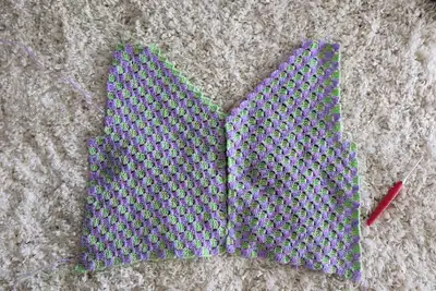 Corner To Corner Vest Pattern step 3 - details and accessories