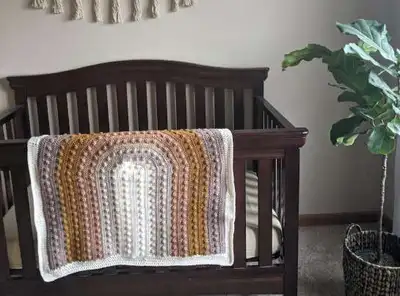 Rainbow Afghan Pattern step 3 - details and accessories