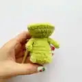 Grinch and his friends Amigurumi Pattern step 4 - final assembly and finishing