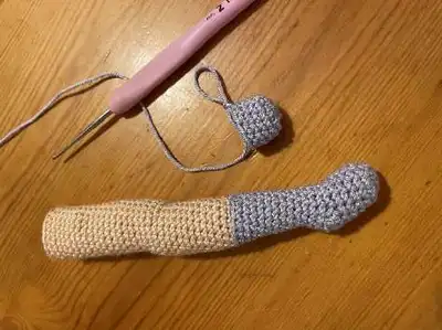 Iris Doll Amigurumi Pattern step 3 - details and accessories