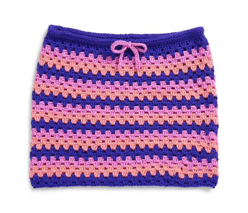 Free Beginner Friendly crochet pattern: Granny Clusters Crochet Skirt Pattern - Easy to follow tutorial