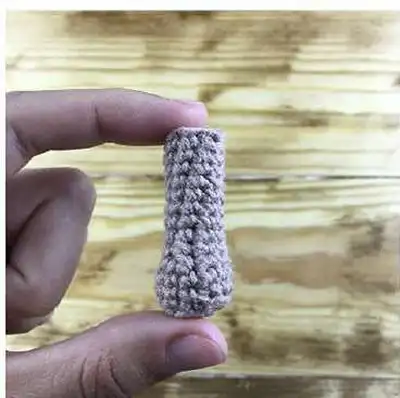 Groot Amigurumi Pattern step 4 - final assembly and finishing