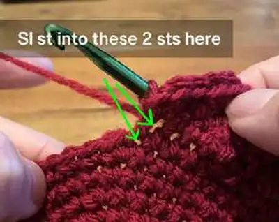 Hennifer Chicken Crochet Coaster Set Pattern step 4 - final assembly and finishing