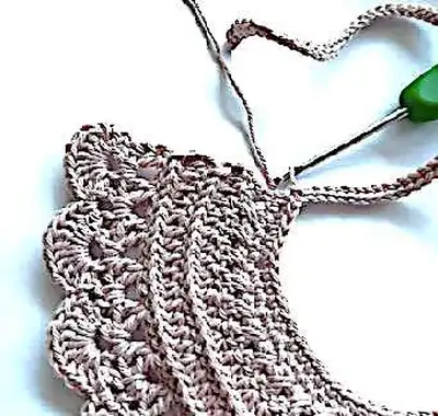 Lovely Collar Crochet Pattern step 3 - details and accessories