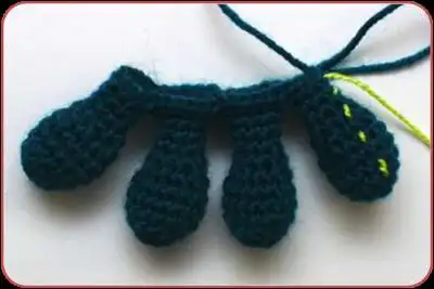Anglerfish SAM Amigurumi Pattern step 2 - assembly progress