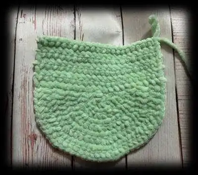 Plush Backpack Frog Amigurumi Pattern step 3 - details and accessories