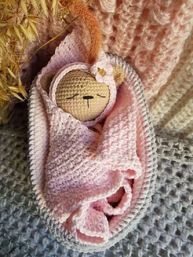 Free Intermediate crochet pattern: Baby Bears Amigurumi Pattern - Easy to follow tutorial