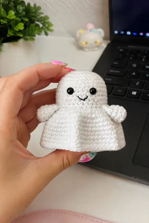 Spooky Phantom Amigurumi Pattern
