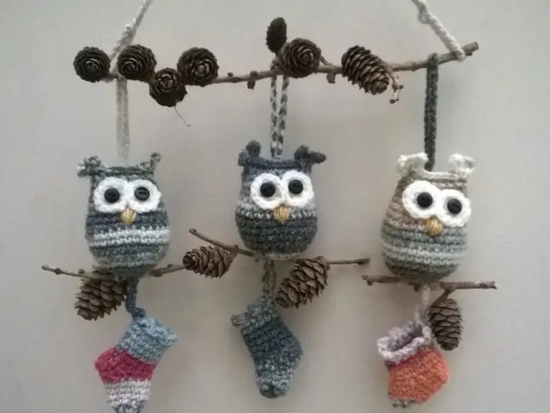 Free Intermediate crochet pattern: Hopeful Owls Amigurumi Pattern - Easy to follow tutorial
