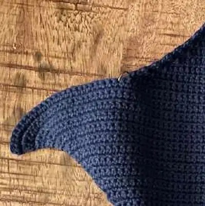 Jacque the Manta Ray Amigurumi Pattern step 3 - details and accessories