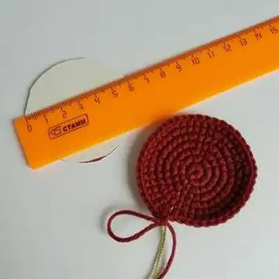 Three Wise Men Amigurumi Pattern step 3 - details and accessories