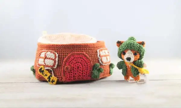 Mr. Fox and His House Amigurumi Pattern