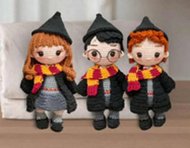 Free Intermediate crochet pattern: Hermione Granger Amigurumi Pattern - Easy to follow tutorial