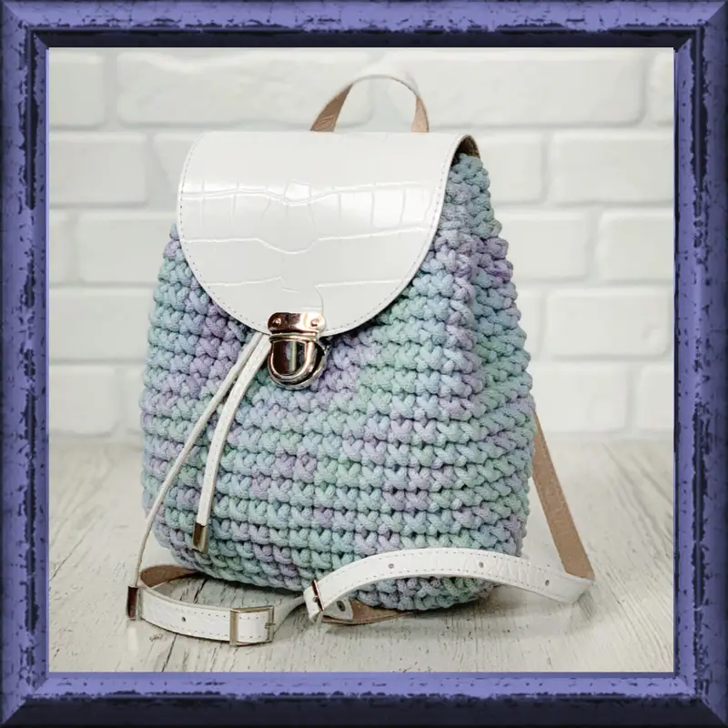 Free Beginner Friendly crochet pattern: Easy backpack Pattern - Easy to follow tutorial
