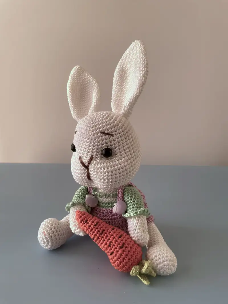 Free Intermediate crochet pattern: Cute Bunny Amigurumi Pattern - Easy to follow tutorial