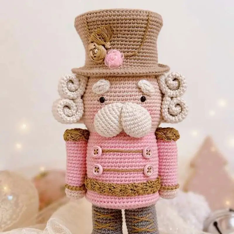 Free crochet pattern: Theo the Nutcracker Amigurumi Pattern - Advanced level tutorial