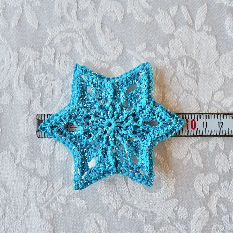 Free Intermediate crochet pattern: Sun Star Snowflake Pattern - Easy to follow tutorial