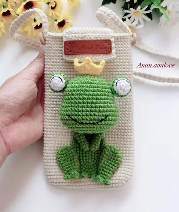 Frog Phone Pouch Amigurumi Pattern