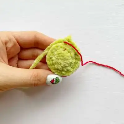 Grinch and his friends Amigurumi Pattern step 3 - details and accessories