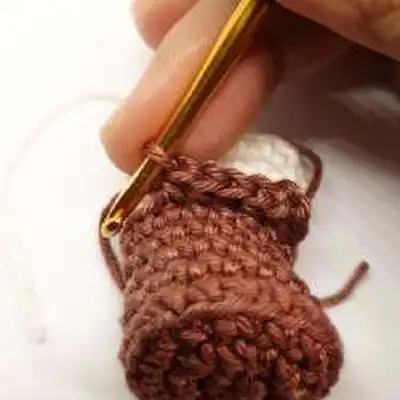 Link Amigurumi Pattern step 3 - details and accessories
