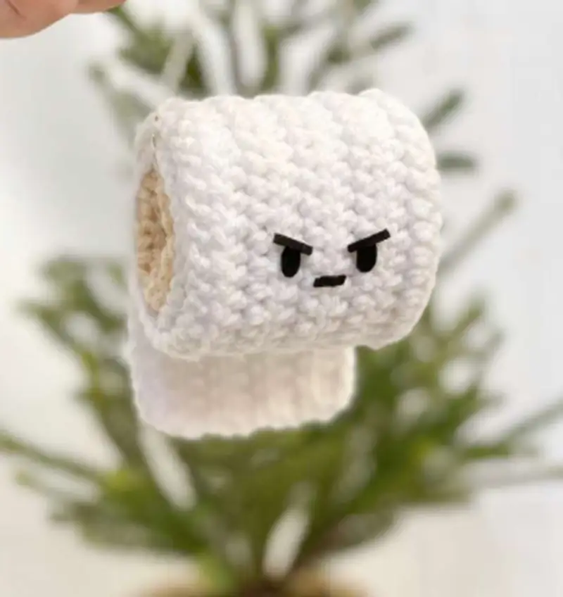 Free Beginner Friendly crochet pattern: Angry Toilet Paper Crochet Pattern - Easy to follow tutorial