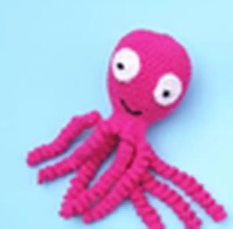 Free Beginner Friendly crochet pattern: Octopus Comforter Amigurumi Pattern - Easy to follow tutorial