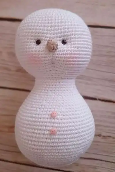 Nieves Amigurumi Pattern step 4 - final assembly and finishing