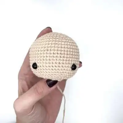 LULU, the mermaid Amigurumi Pattern step 3 - details and accessories