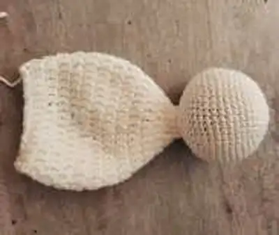 Cuddle me cow Amigurumi Pattern step 3 - details and accessories