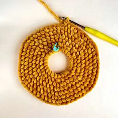 Turtle Memory Game Amigurumi Pattern step 4 - final assembly and finishing