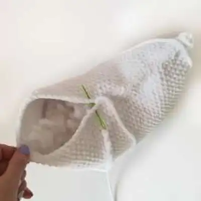 Pillow-panda Amigurumi Pattern step 4 - final assembly and finishing