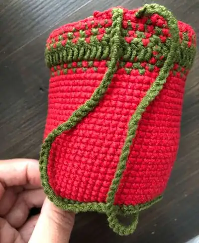 Christmas Outfit Amigurumi Pattern step 4 - final assembly and finishing